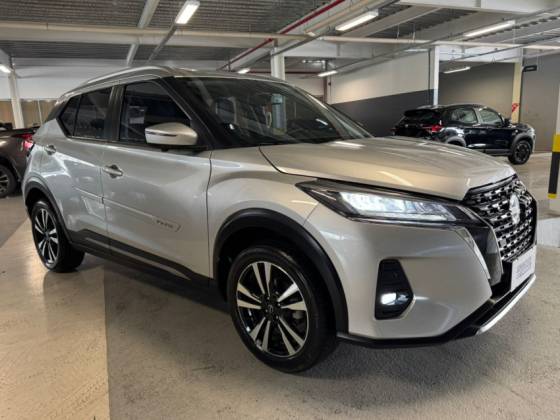 NISSAN KICKS 1.6 16V FLEXSTART SENSE XTRONIC NISSAN KICKS 1.6 16V FLEXSTART SENSE XTRONIC